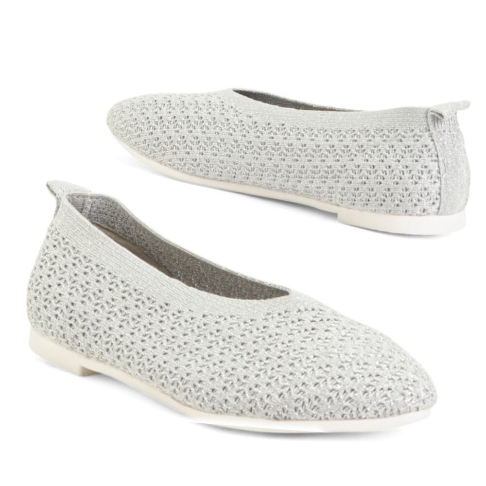 NWT BERNIE MEV Women's Safira Peony Perforated Slip On Flats Casual Shoes